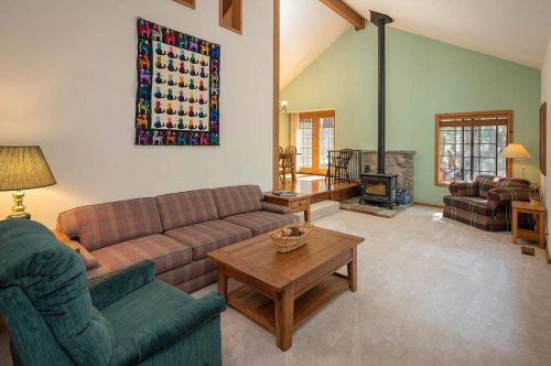 11487 Alder Dr, Truckee CA  96161-2814 exterior