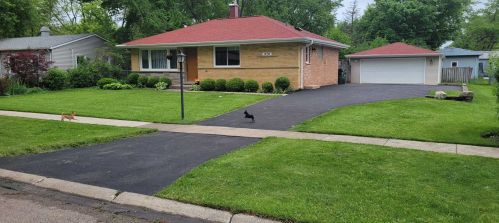978 Lilac Dr, Palatine, IL 60074-1602
