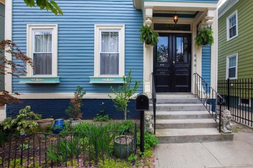 482 Fountain St, Providence, RI 02903-3531