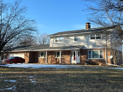 2607 Cardinal Rd, Springfield OH  45502-8635 exterior