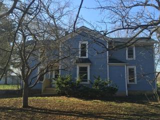 25 North St, Bristol, IL 60512-9786