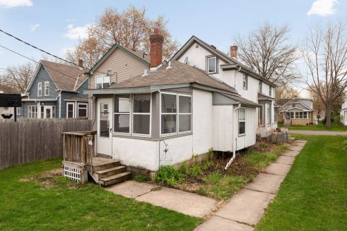 934 Juno Ave, Saint Paul MN  55102-3713 exterior