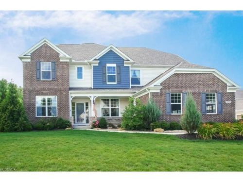 655 Morgan Trl, Aurora OH  44202-5613 exterior
