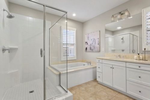 76 Gardenhouse Way, Irvine CA  92620-3373 exterior