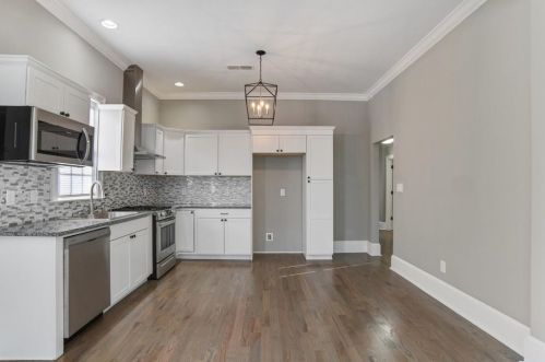 1715 Evans Dr, Atlanta GA  30310-4503 exterior