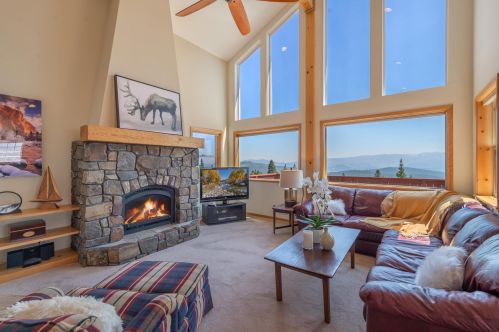 14325 Ski Slope Way, Truckee, CA 96161-7031