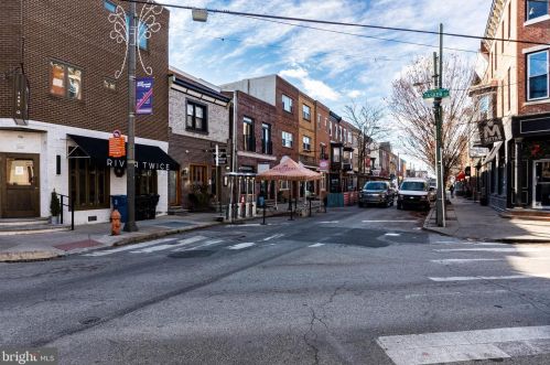 1511 12th St, Philadelphia PA 19147-6201 exterior