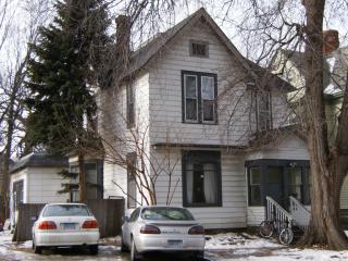 822 7th St, Minneapolis MN  55411-4313 exterior