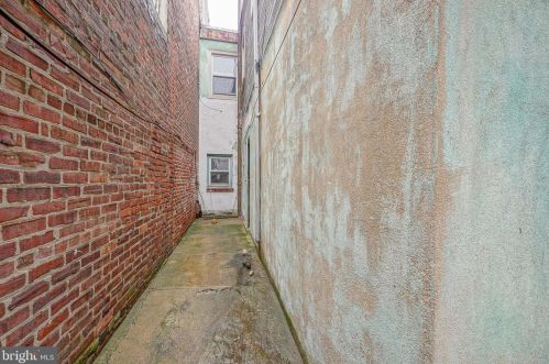 1716 5 St, Philadelphia PA 19148-1850 exterior