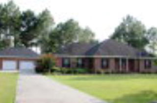 371 Berry Dr, Pridgen, GA 31519-6402