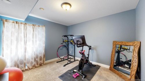 7232 Oak Hl, Aurora CO 80016-2061 exterior