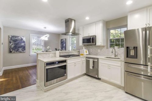 303 Greenwich Ln, Silver Spring MD  20910-4232 exterior