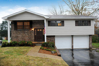 6908 Creeklands Ln, Hixson, TN 37343-2931