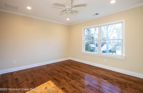 57 Louis Cir, Tinton Falls NJ  07701-6220 exterior