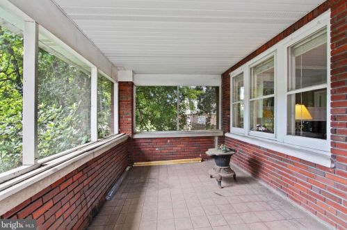 175 Springdale Rd, York, PA 17403-3724