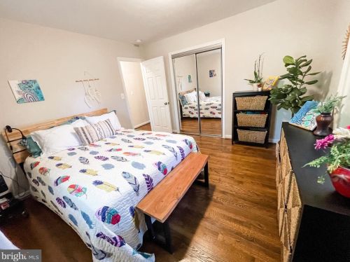 733 Stinchcomb Rd, Severna Park MD  21146-4223 exterior