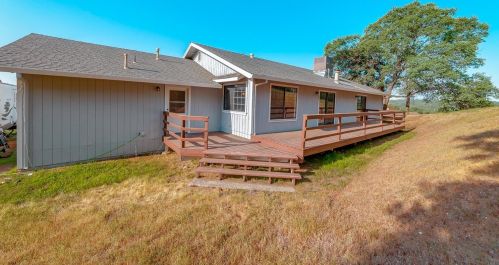 2507 Mohawk Ct, Copperopolis, CA 95228-9547