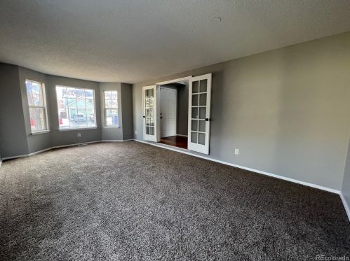 19083 Chenango Cir, Aurora CO 80015-4946 exterior