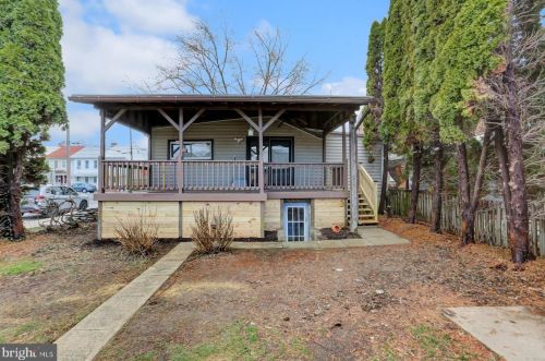 259 Louther St, Carlisle PA  17013-2528 exterior