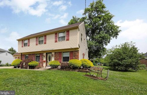 107 Meadow Lark Rd, Stratford, NJ 08084-1911