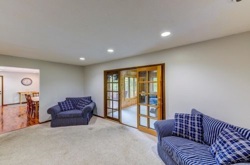 1738 18th Ave, Saint Paul MN  55112-5409 exterior