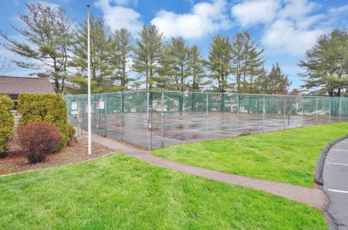 23 Arthur Dr, Wapping CT  06074-3631 exterior