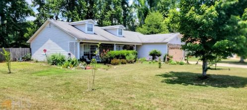 153 Whistle Way, Locust Grove, GA 30248-2066