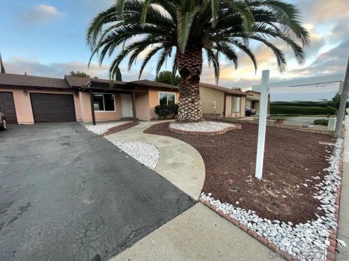 4725 Westridge Dr, Oceanside, CA 92056-3003
