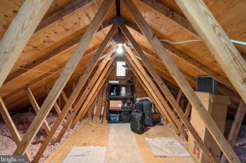 15025 Snowden Dr, Silver Spring MD 20905-5663 exterior