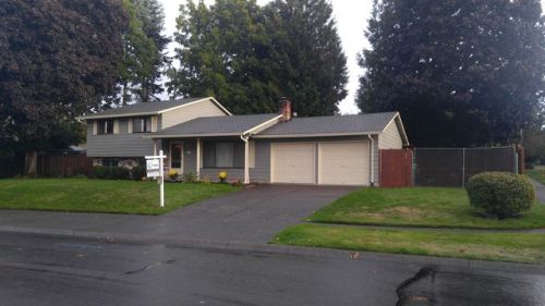916 40th St, Wood Village, OR 97060-2564