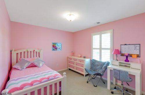 13 Dalton Rd, Hackettstown NJ  07840-4690 exterior