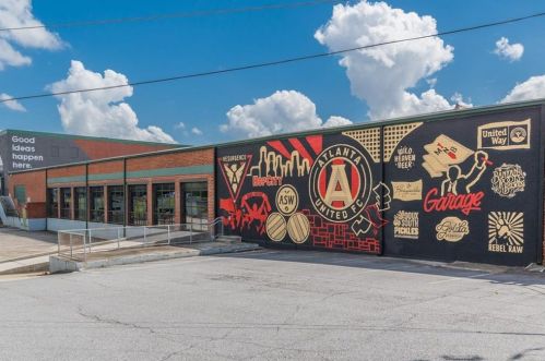 1222 Lorenzo Dr, Atlanta GA  30310-3946 exterior