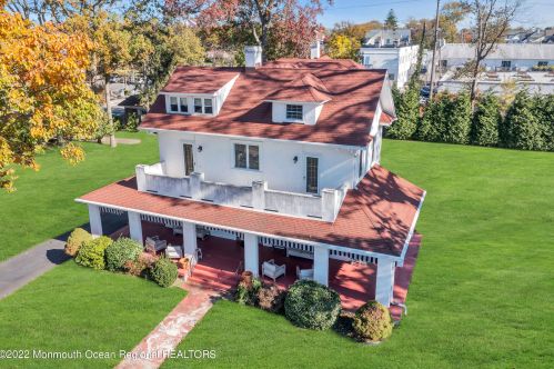 304 Lake Dr, Tinton Falls, NJ 07711-1036