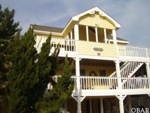 801 Corolla Dr, Corolla, NC 27927-9671