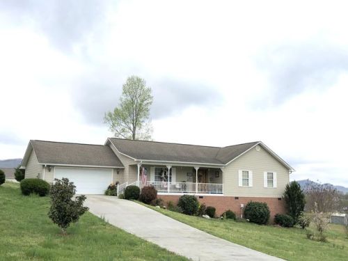 176 Far View Cir, Jacksboro, TN 37757-3343