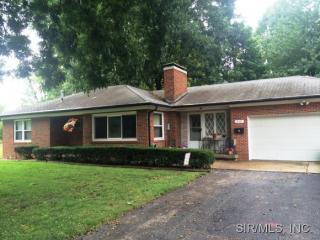 217 Fournie Ln, Belleville, IL 62226-3037