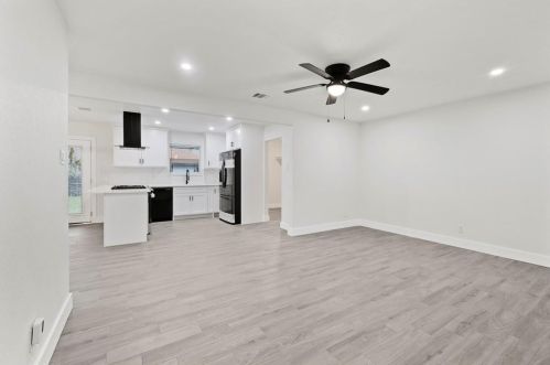 10455 Allegheny Dr, Dallas TX  75229-4941 exterior