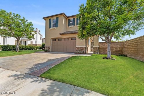 2206 Swift Fox Ct, Simi Valley, CA 93065-0245