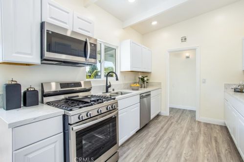 2225 Center St, Anaheim CA  92806-3606 exterior