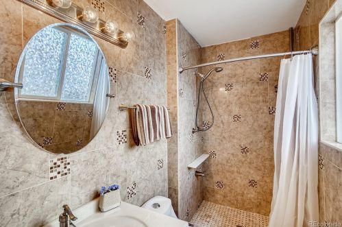 21172 Ida Ave, Denver CO 80015-3304 exterior