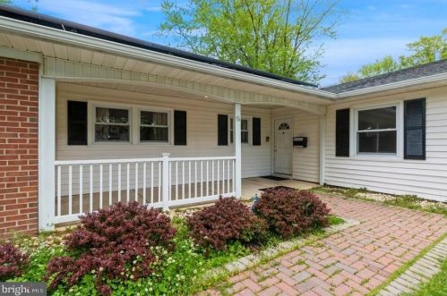 76 Torrington Ln, Willingboro, NJ 08046-3631