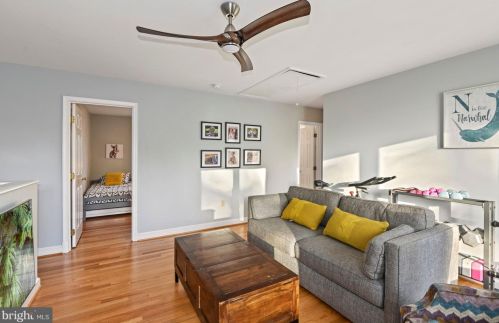 5070 Lerch Dr, Shady Side MD 20764-9650 exterior