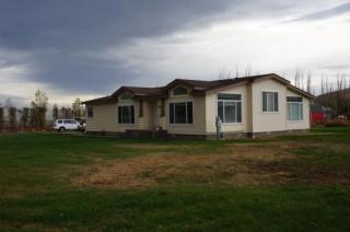 51823 Sloan Rd, Kennewick, WA 99337-7624