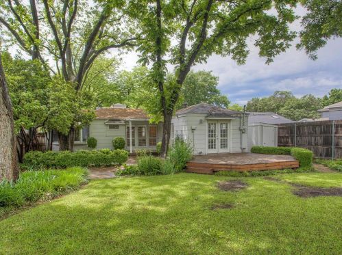 2563 Boyd Ave, Fort Worth TX  76109-1022 exterior