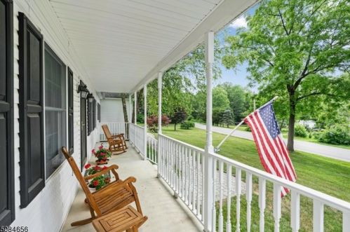 935 Anderson Rd, Port Murray, NJ 07865-5304