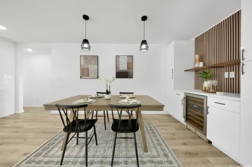 523 Kekupua St, Honolulu HI 96825-2303 exterior