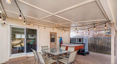 18947 61st Ave, Denver CO 80403-2103 exterior