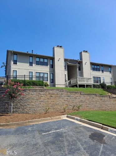 1383 Branch Dr, Tucker, GA 30084-1274