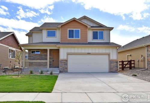 2614 Emerald St, Loveland, CO 80537-2013