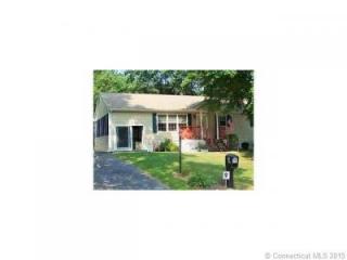 36 Leitao Dr, Chesterfield, CT 06370-1103